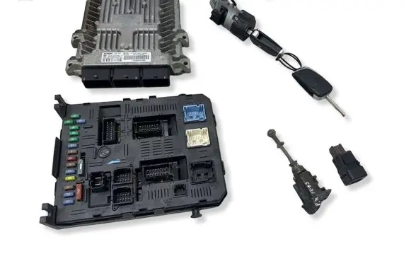 Citroen C6 Engine ECU kit and lock set 9658198080 5WS40379AT HW9648237680