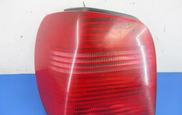 Volkswagen Polo III 6N 6N2 6NF Rear/tail lights