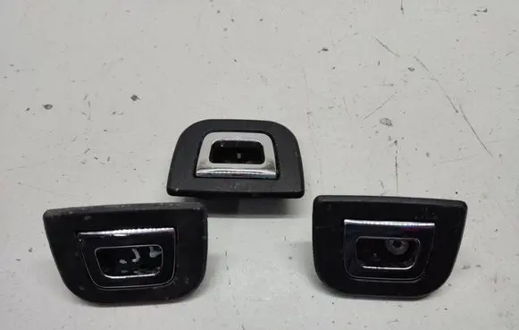 BMW 5 E39 Tie down hook / loop 