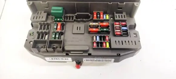 BMW 1 E81 E87 Fuse box set 518967010c 6976384026114