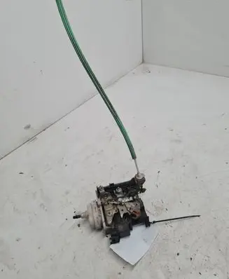 Audi A3 S3 8L Front door lock 8L1837015C
