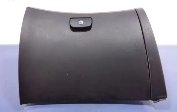 Hyundai Sonata Glove box