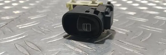 Mercedes-Benz C W203 Seat control switch A203820210