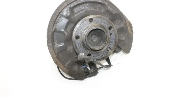 Mercedes-Benz B W246 W242 Rear wheel hub