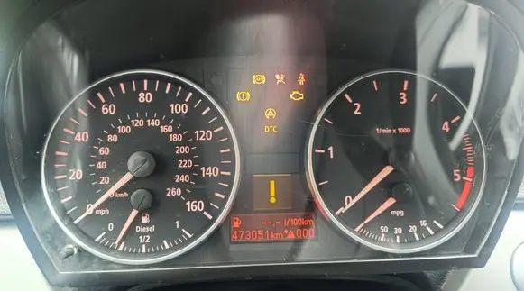 Speedometer (instrument cluster)