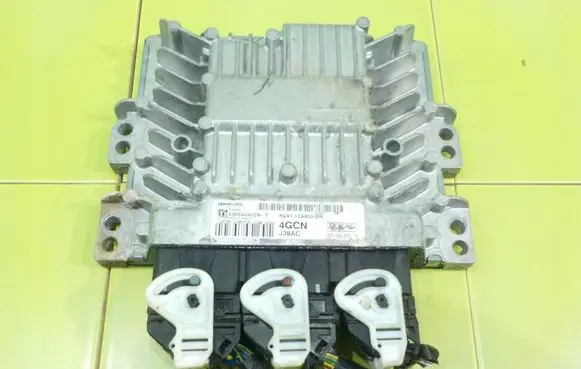 Mercedes-Benz C W204 Engine control unit/module 6G9112A650EN XP23