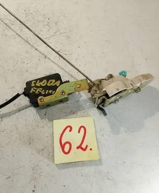 Skoda Felicia II Front door lock 6U0837061