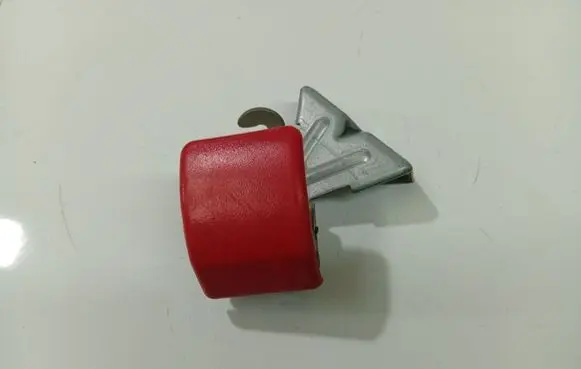 Volvo V50 Engine bonnet (hood) release handle 
