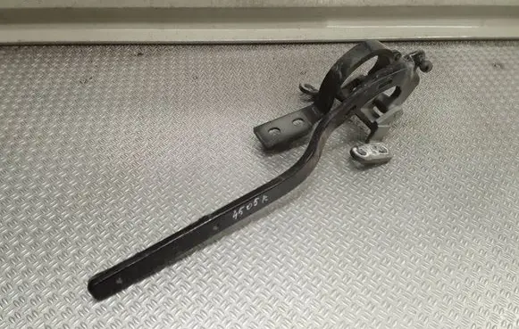 Porsche Cayenne (9PA) Tailgate/trunk/boot hinge 7L5827301B