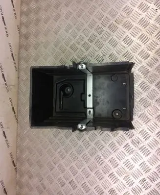 Ford Kuga II Battery box tray am5110723af