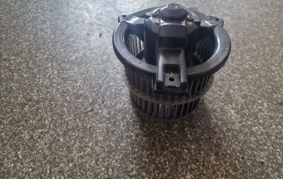 Toyota Yaris Verso Heater fan/blower 