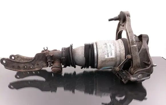 Volkswagen Touareg I Front shock absorber/damper 7L0407047A 7L6412021AG