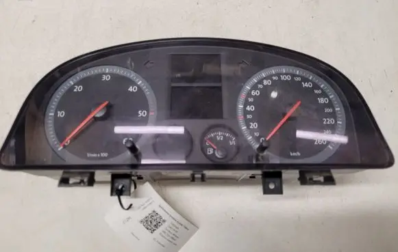 Volkswagen Caddy Speedometer (instrument cluster) 2K0920842C