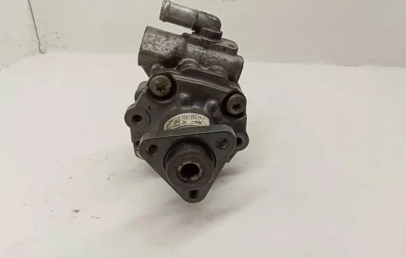 Audi A8 S8 D4 4H Power steering pump 7651955171 4H0145156M