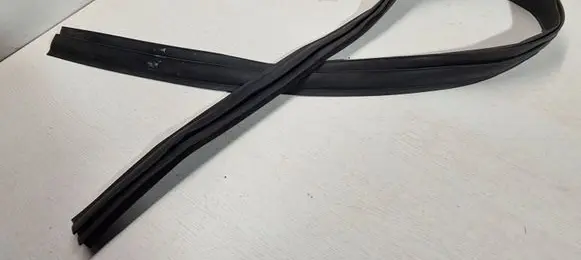 Lexus NX Side skirt front trim H201507230418W156