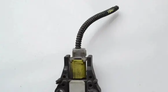Lexus IS 220D-250-350 Airbag deployment crash/impact sensor 8917353040 500516