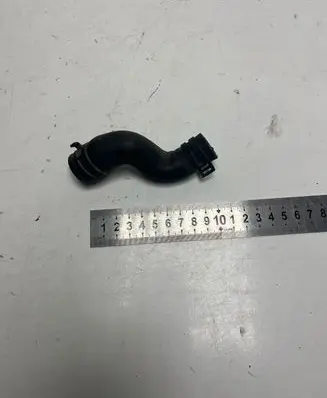 Volkswagen PASSAT B6 Engine coolant pipe/hose 1K0121090