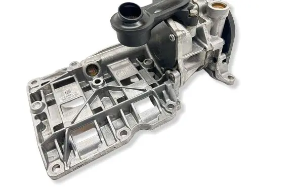 BMW 5 F10 F11 Oil pump 7810823 13092600359