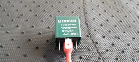 BMW 5 E34 Other relay 0332015001 V23134-M1062-Y913