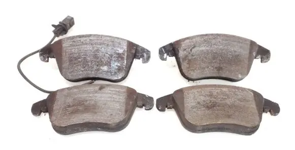Audi A5 8T 8F Brake pads (front) 