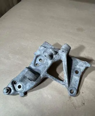 Ford Turneo Courier Generator/alternator bracket 9653249480