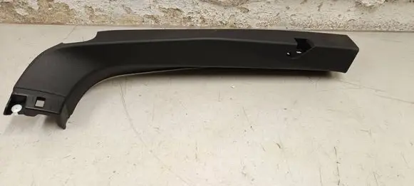 BMW i4 Tailgate trim 7487587