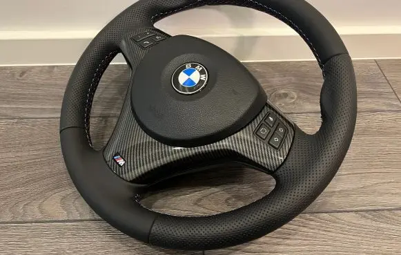 BMW X1 E84 Steering wheel