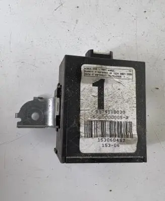 Toyota Yaris Door central lock control unit/module 897410D030