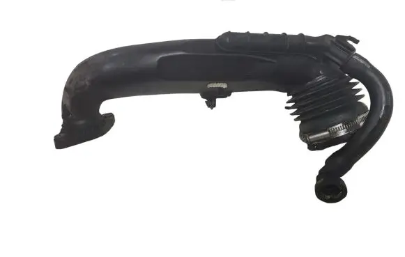 Dacia Logan I Turbo air intake inlet pipe/hose 8200921878