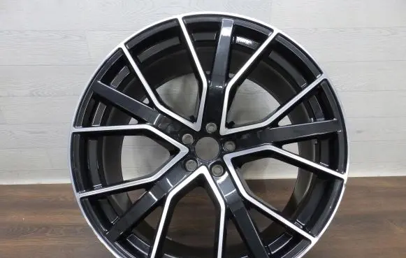 Audi Q7 4M R22 alloy rim 