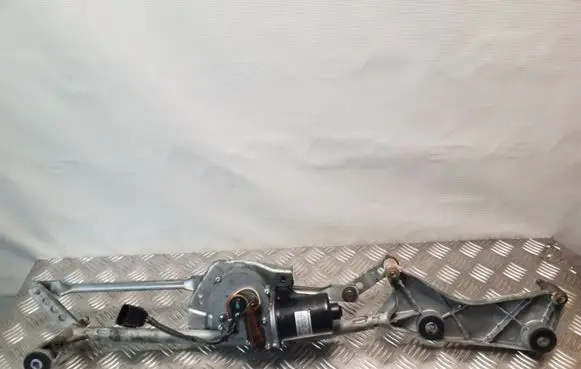 Mercedes-Benz ML W164 Front wiper linkage and motor A1648201842