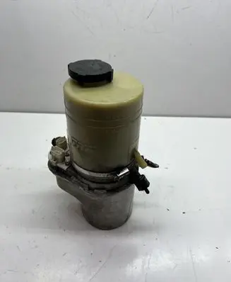 Opel Vectra C Power steering pump 93183550