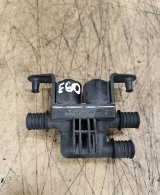 BMW 5 E60 E61 Coolant heater control valve 6411693170802 64116931708 6931708
