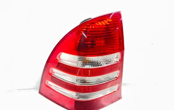 Mercedes-Benz C W203 Rear/tail lights 2038202364