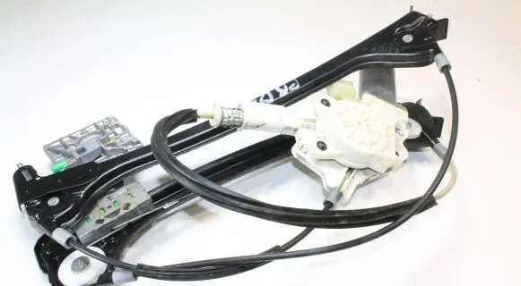 Mercedes-Benz SLK R171 Front door window regulator with motor A1717200446