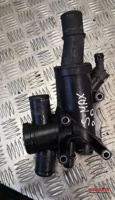 Thermostat/thermostat housing