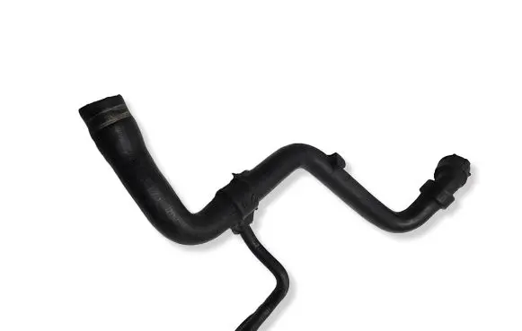 Audi A4 S4 B5 8D Engine coolant pipe/hose 4B0121101E