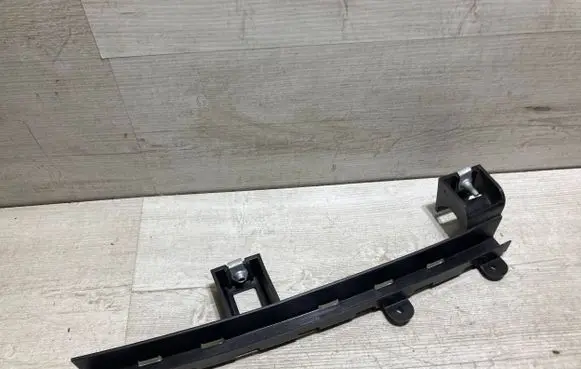 Citroen C3 Aircross Rear door windshield rail 39227510