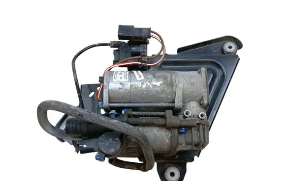 BMW i4 Air suspension compressor 6894450