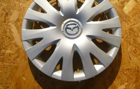Mazda 6 R16 wheel hub/cap/trim GS1D37170