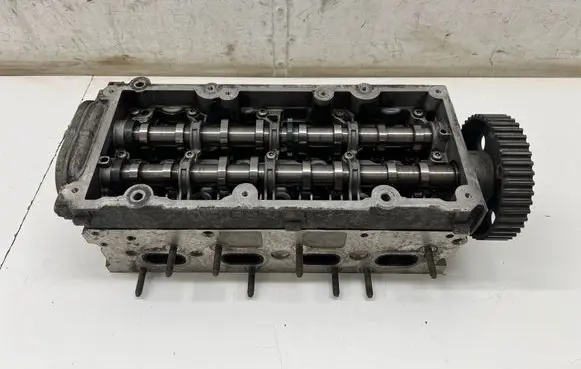 Volkswagen Transporter - Caravelle T6 Engine head 04L109285A 04L103308B EFC