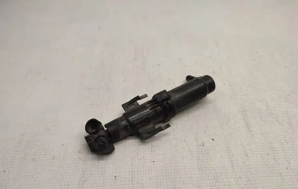 BMW 7 F01 F02 F03 F04 Headlight washer pump 61677178744 61677341542