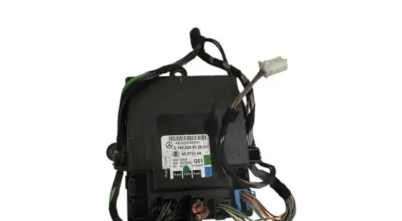 Mercedes-Benz A W169 Door control unit/module A1698208326 05072344