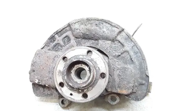 Volvo XC90 Front wheel hub spindle knuckle