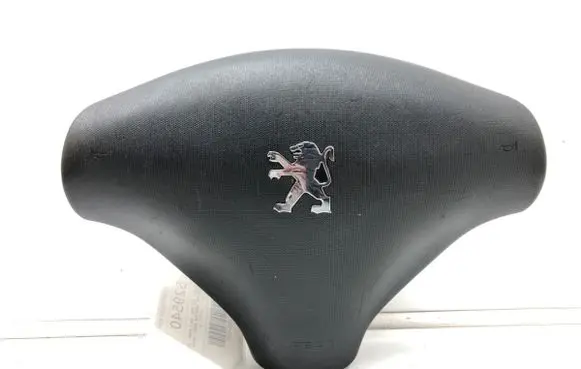 Steering wheel airbag