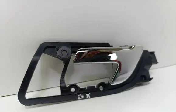 Volkswagen Polo IV 9N3 Rear door interior handle 6Q0839173E