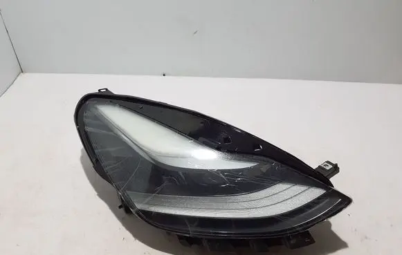 Tesla Model Y Headlight/headlamp 1514953