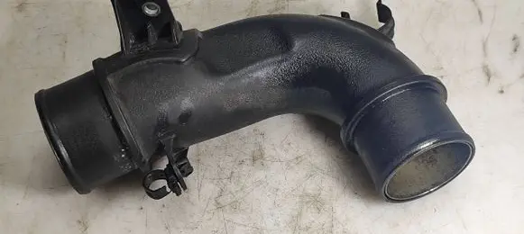 Lexus IS 220D-250-350 Intercooler hose/pipe 1730326130 1730926010