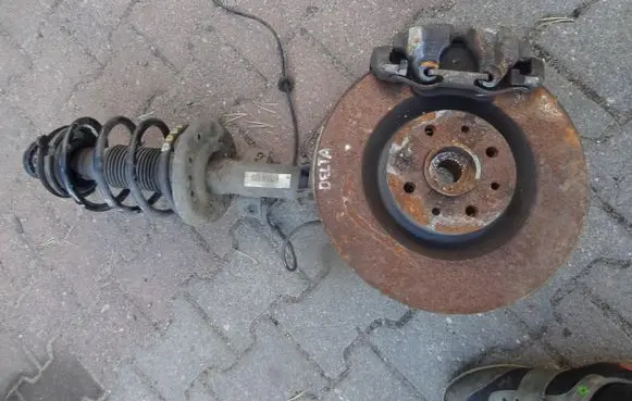 Lancia Delta III Front wheel hub spindle knuckle 50710406