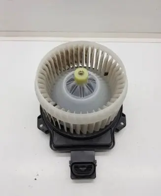 Suzuki SX4 S-Cross Heater fan/blower AV1490